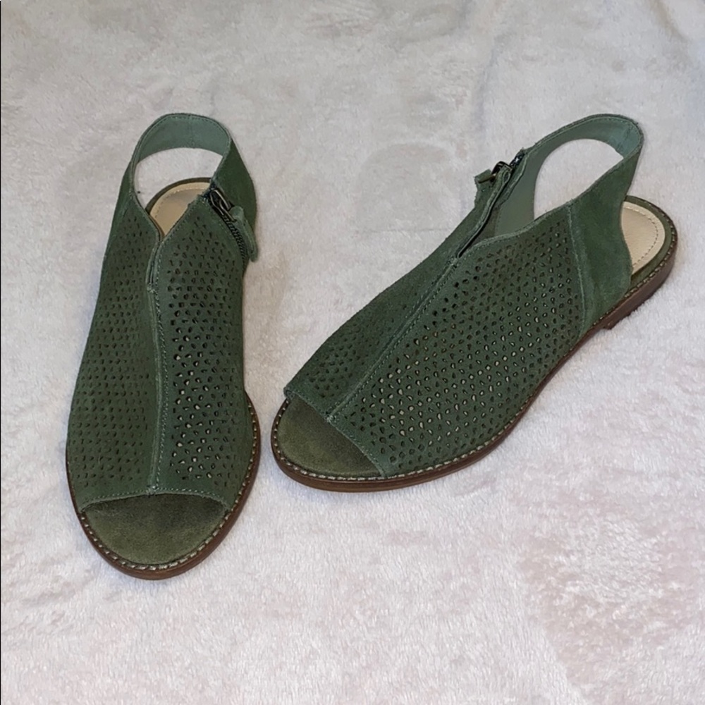 Kelsi Dagger Seneca Suede Sandals